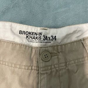 Old Navy Men’s Khaki Pants